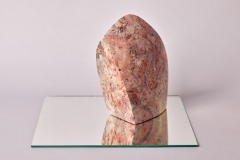 Fluss-Stein in Balance